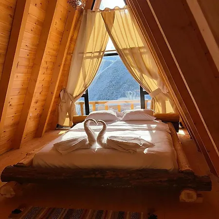 Kurora E Gjelber Semesteranläggning (resort) *