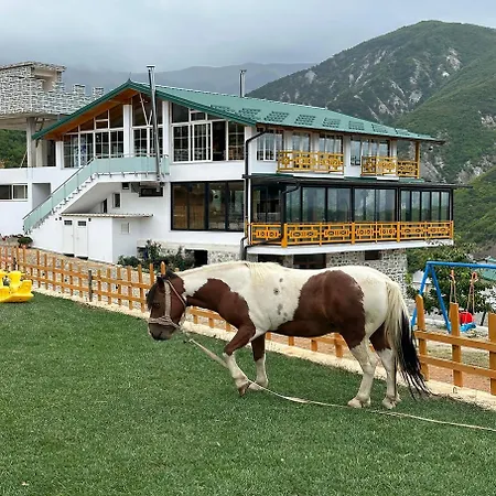 منتجع Kurora E Gjelber Peshkopi