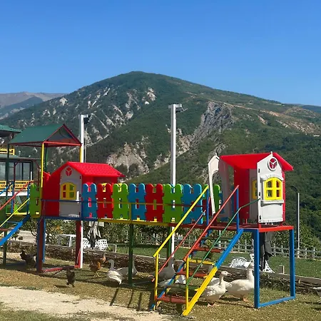 אתר נופש Kurora E Gjelber Peshkopi