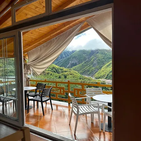 אתר נופש Kurora E Gjelber