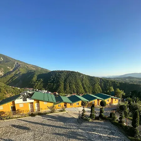 אתר נופש Kurora E Gjelber