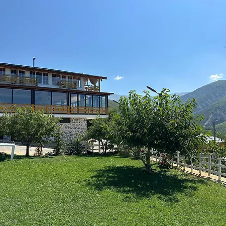 Kurora E Gjelber * Peshkopi