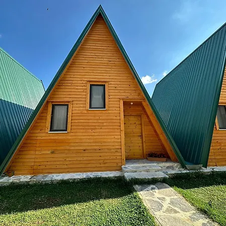 Kurora E Gjelber Resort *