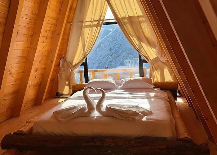 Kurora E Gjelber Üdülőközpont *