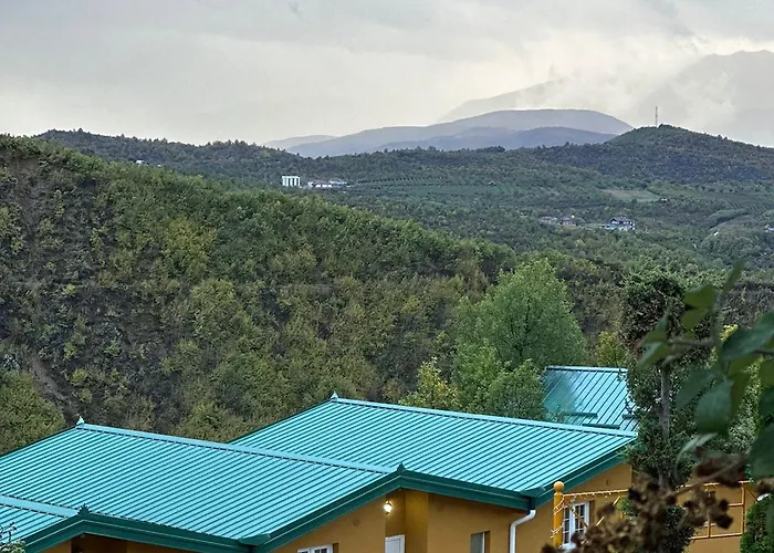 Kurora E Gjelber * Peshkopia