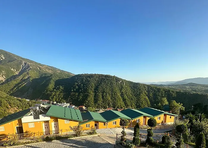 Üdülőközpont Kurora E Gjelber