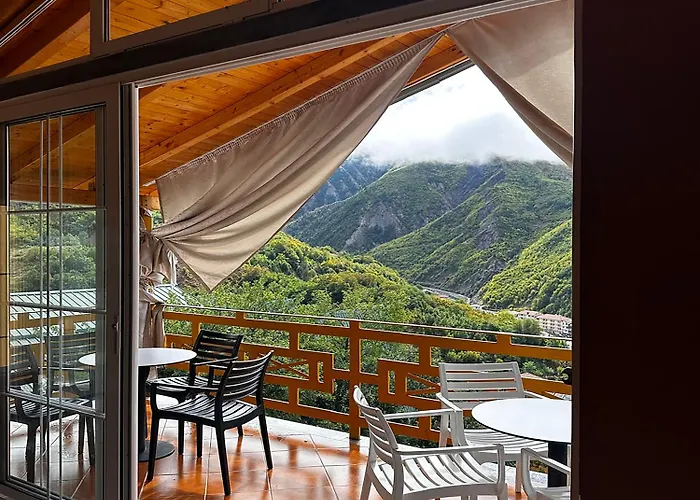 Kurora E Gjelber Üdülőközpont Peshkopia