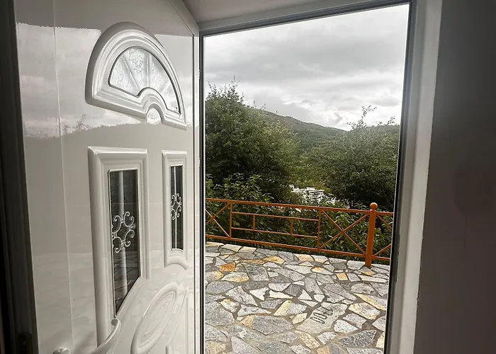 Kurora E Gjelber Üdülőközpont Peshkopia